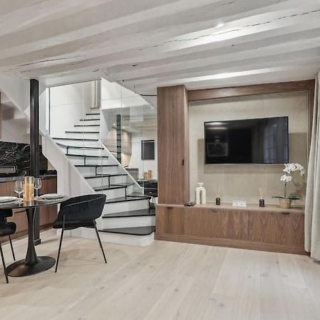 Duplex Parisien Pres Du Louvre Διαμέρισμα Εξωτερικό φωτογραφία